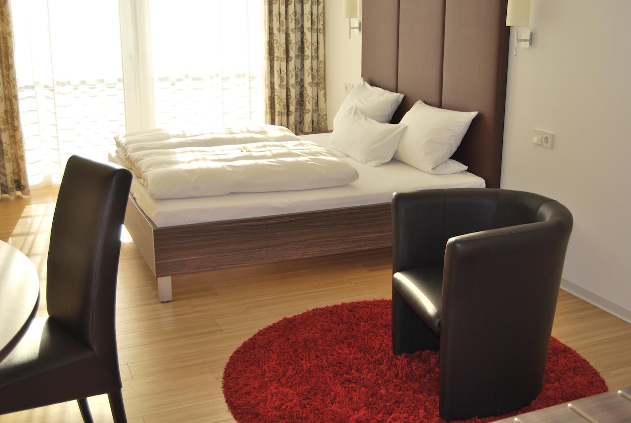 Das Quartier Karlskron Phòng bức ảnh